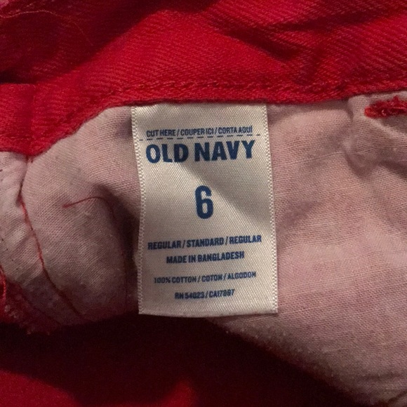 Red jean shorts - Picture 3 of 3